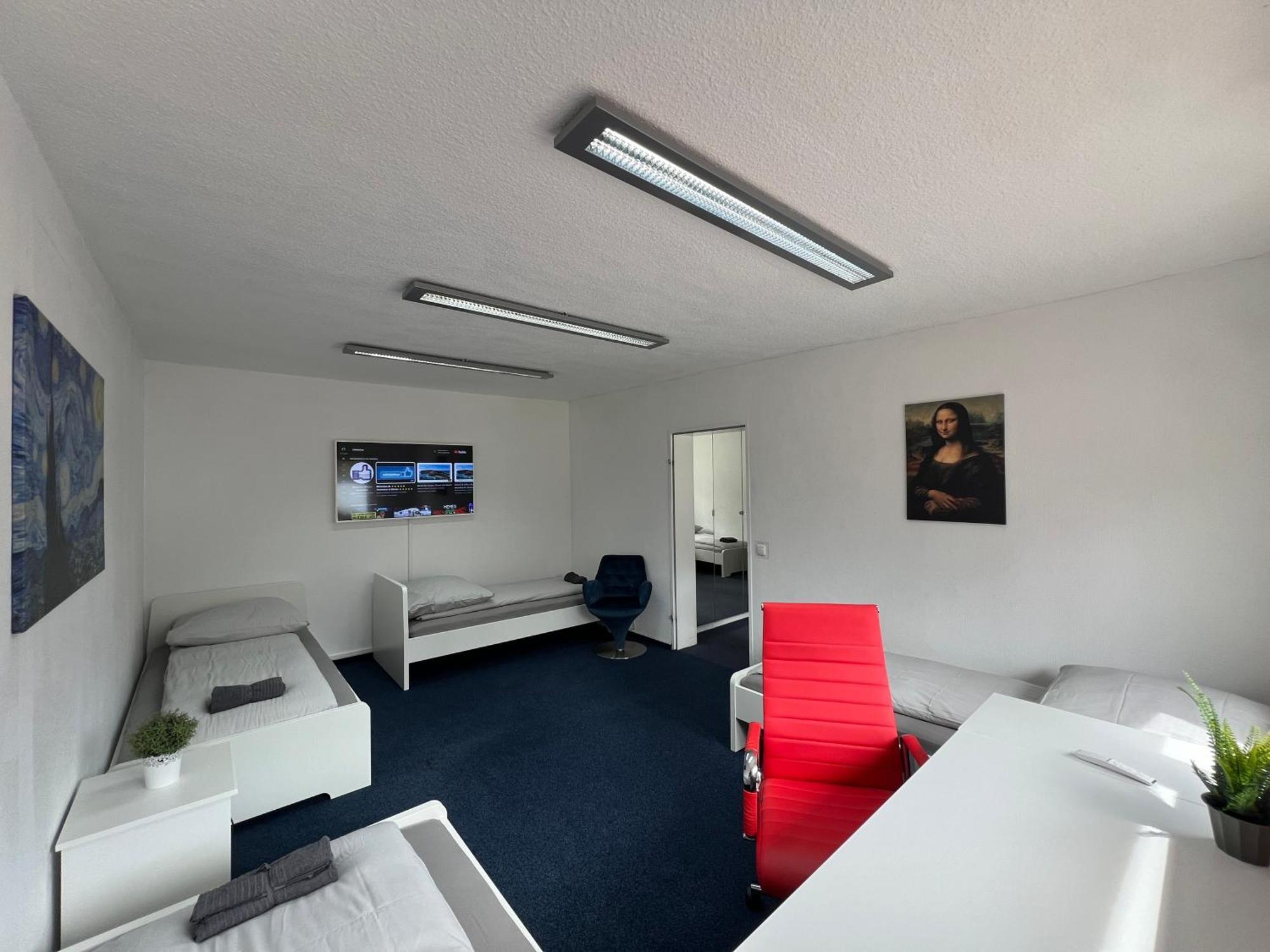 Mieterlux Frankfurt Heusenstamm 46 Hotel Exterior photo